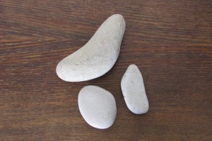 אבנים מחוף הים